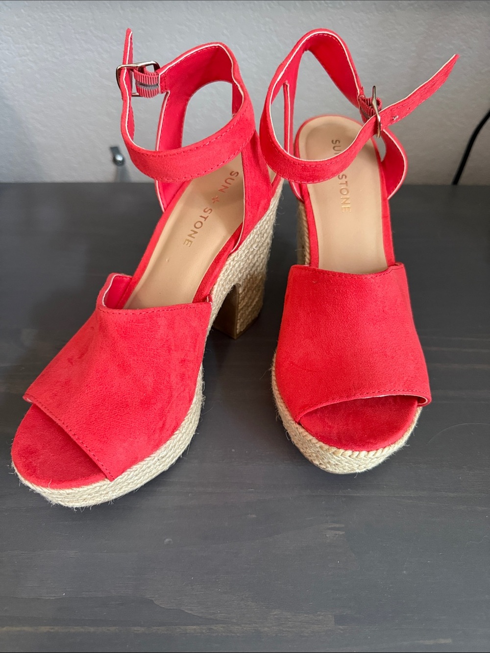 Sun + Stone Coral Red Suede Espadrille Wedge Sandals size 8